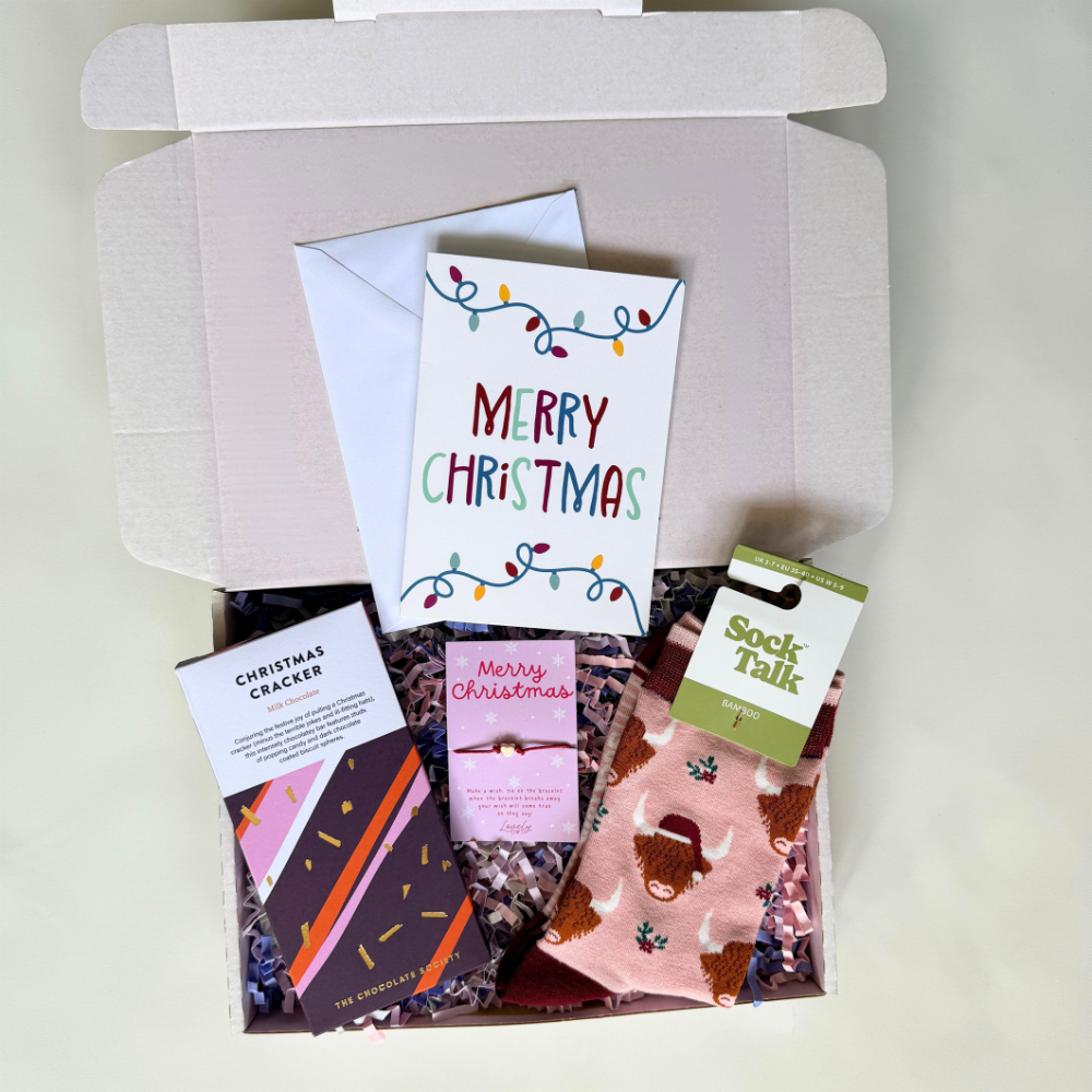 Christmas Hug - Highland Cow | Ready To Go Christmas Box