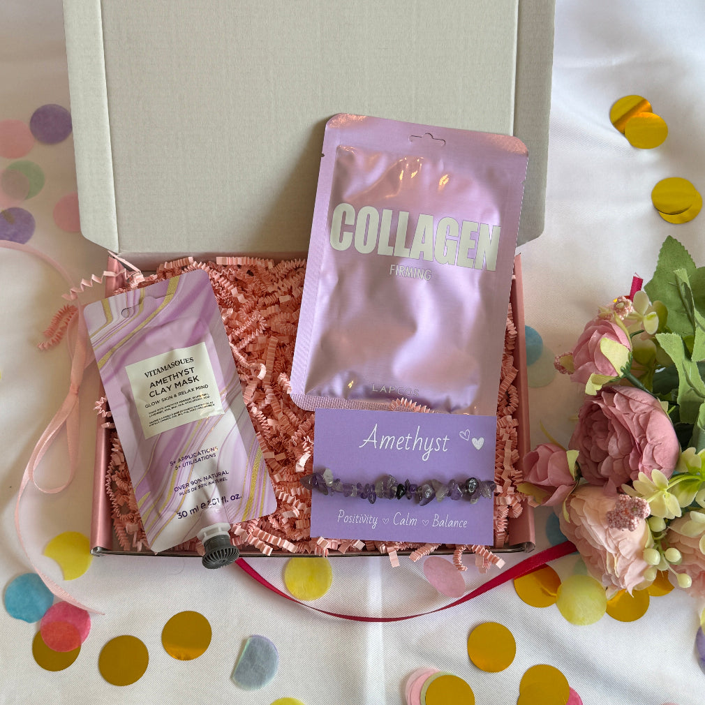 Mums treatbox including skincare, edible treats and keepsakes with a mothers day themed note card